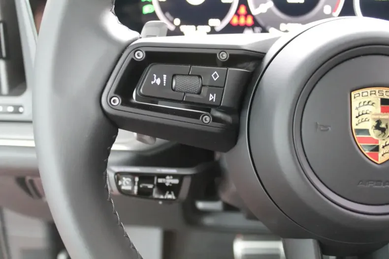 Porsche Cayenne din 2024 cu 5.000 km - oferta POR106042 - foto 24