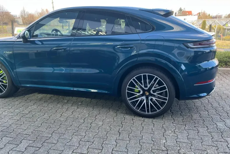 Porsche Cayenne din 2024 cu 25.000 km - oferta POR106043 - foto 6