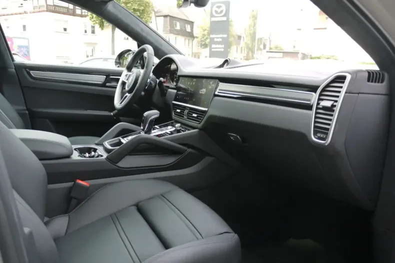 Porsche Cayenne din 2023 cu 6.000 km - oferta POR106049 - foto 15