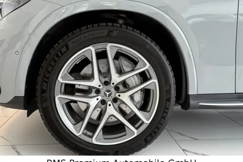 Mercedes-Benz GLC 300 din 2024 cu 18.000 km - oferta MER106076 - foto 9