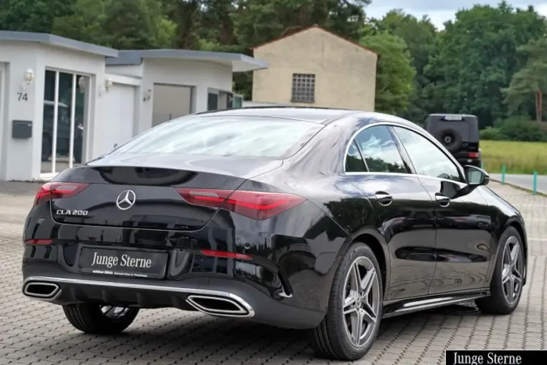 Mercedes-Benz CLA 200 din 2024 cu 27.061 km - oferta MER106101 - foto 3