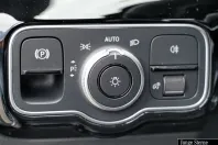 Mercedes-Benz CLA 200 din 2024 cu 27.061 km - oferta MER106101 - foto 14