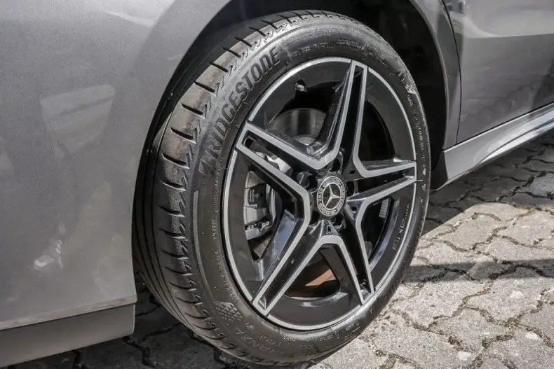 Mercedes-Benz CLA 250 din 2024 cu 9.621 km - oferta MER106104 - foto 10