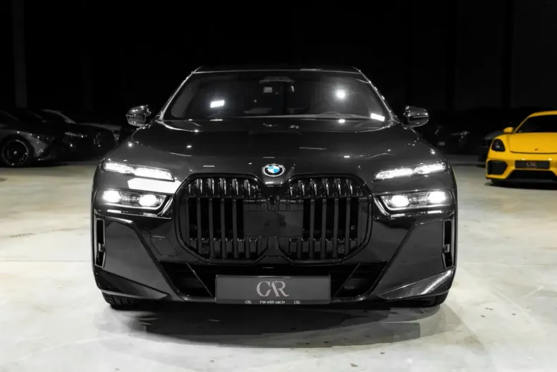 BMW 750 din 2023 cu 42.000 km - oferta BMW106105 - foto 2