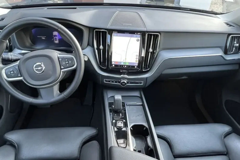 Volvo XC60 din 2022 cu 76.800 km - oferta VOL106106 - foto 8