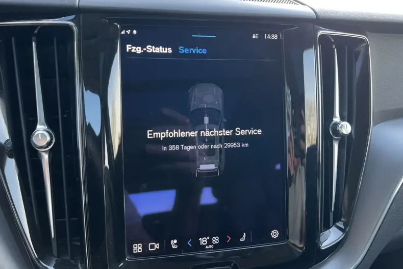 Volvo XC60 din 2022 cu 76.800 km - oferta VOL106106 - foto 9