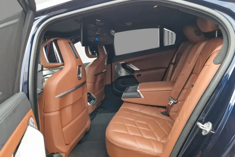 BMW 740 din 2023 cu 49.995 km - oferta BMW106110 - foto 13