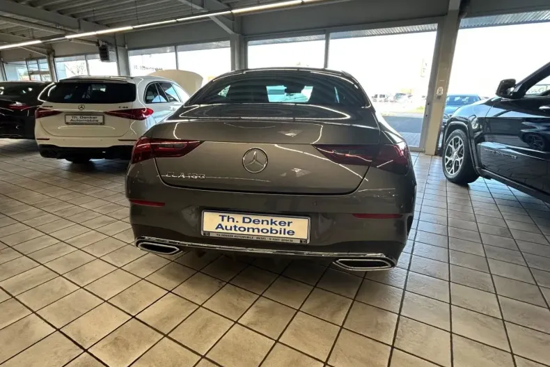 Mercedes-Benz CLA 180 din 2024 cu 24.571 km - oferta MER106128 - foto 5