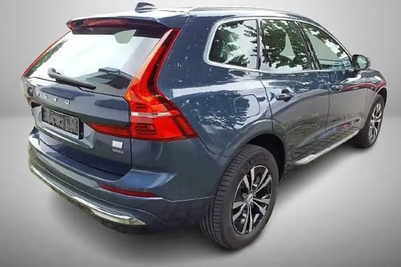 Volvo XC60 din 2021 cu 41.384 km - oferta VOL106147 - foto 3
