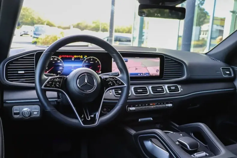 Mercedes-Benz GLE 300 din 2024 cu 5.100 km - oferta MER106169 - foto 15