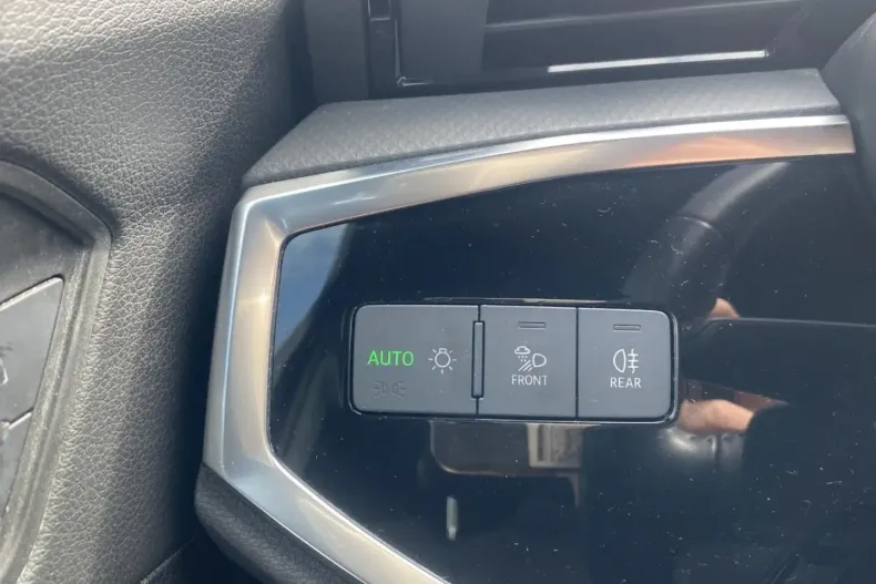 Audi Q3 din 2020 cu 73.844 km - oferta AUD106173 - foto 25