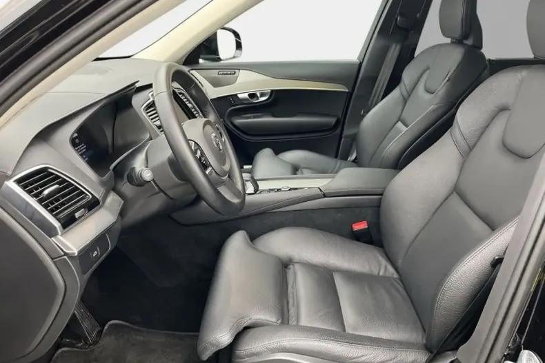 Volvo XC90 din 2023 cu 35.600 km - oferta VOL106186 - foto 8