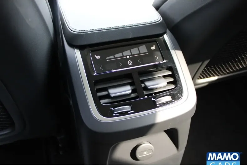 Volvo XC90 din 2024 cu 27.398 km - oferta VOL106187 - foto 14