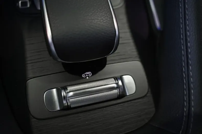 Mercedes-Benz GLE 450 din 2024 cu 25.000 km - oferta MER106195 - foto 31