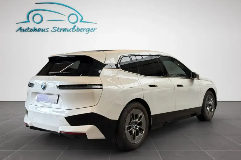 BMW iX din 2023 cu 46.400 km - oferta BMW106214 - foto 2