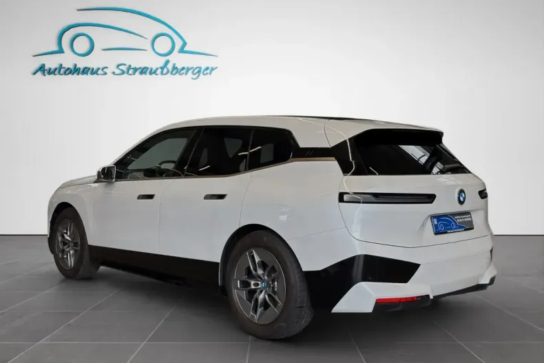 BMW iX din 2023 cu 46.400 km - oferta BMW106214 - foto 4