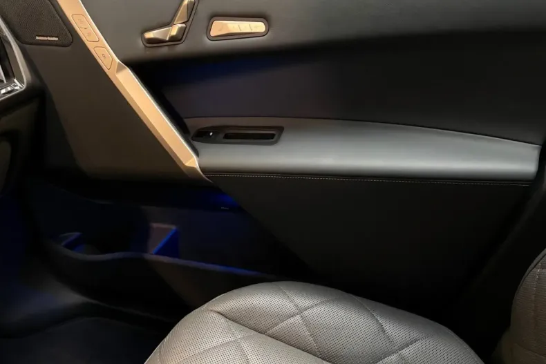 BMW iX din 2023 cu 46.400 km - oferta BMW106214 - foto 26