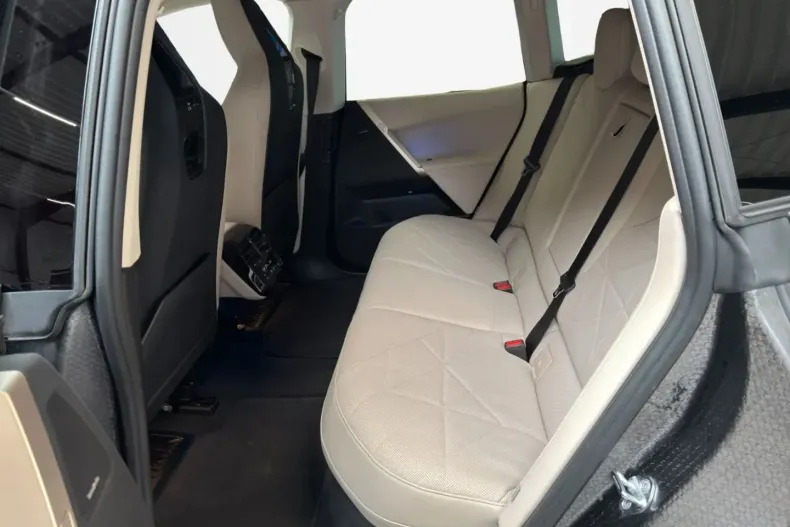 BMW iX din 2023 cu 24.300 km - oferta BMW106215 - foto 10