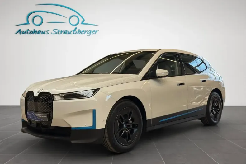 BMW iX din 2023 cu 14.200 km - oferta BMW106216 - foto 3