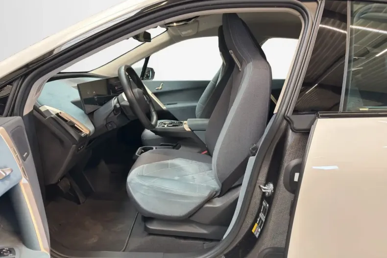BMW iX din 2023 cu 14.200 km - oferta BMW106216 - foto 10