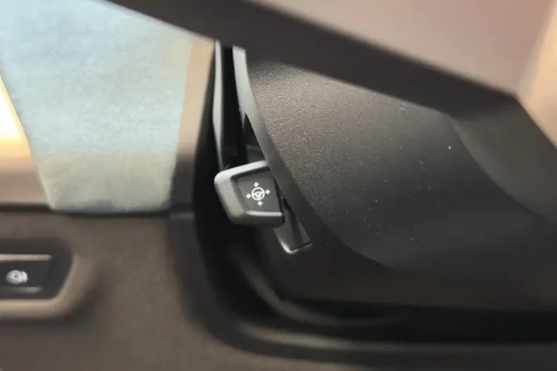 BMW iX din 2023 cu 14.200 km - oferta BMW106216 - foto 29