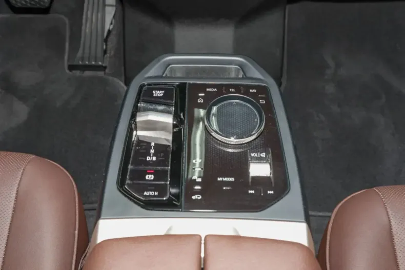 BMW iX din 2024 cu 38.990 km - oferta BMW106219 - foto 12