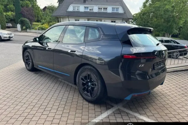 BMW iX din 2023 cu 49.000 km - oferta BMW106220 - foto 3