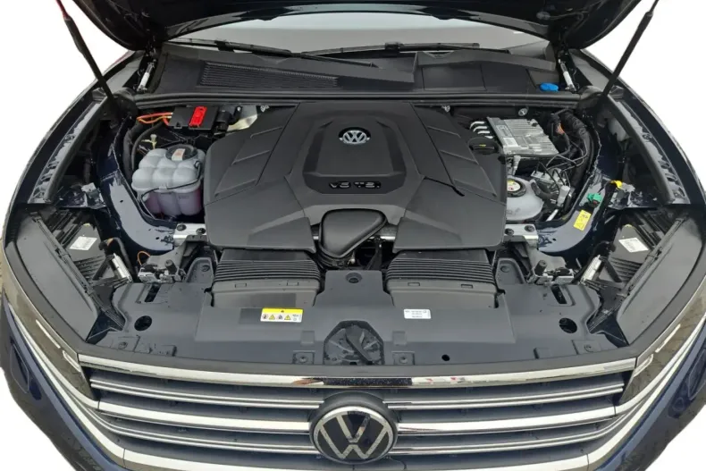 Volkswagen Touareg din 2023 cu 3.766 km - oferta VOL106225 - foto 12