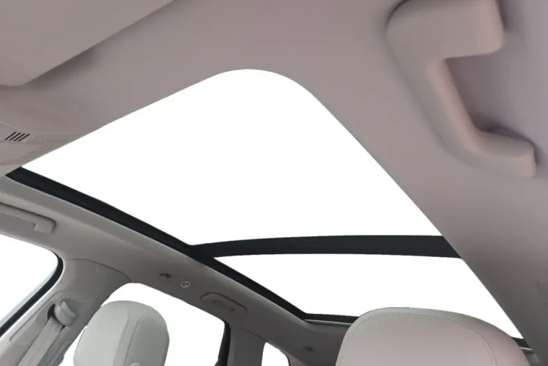 Volkswagen Touareg din 2023 cu 3.766 km - oferta VOL106225 - foto 16