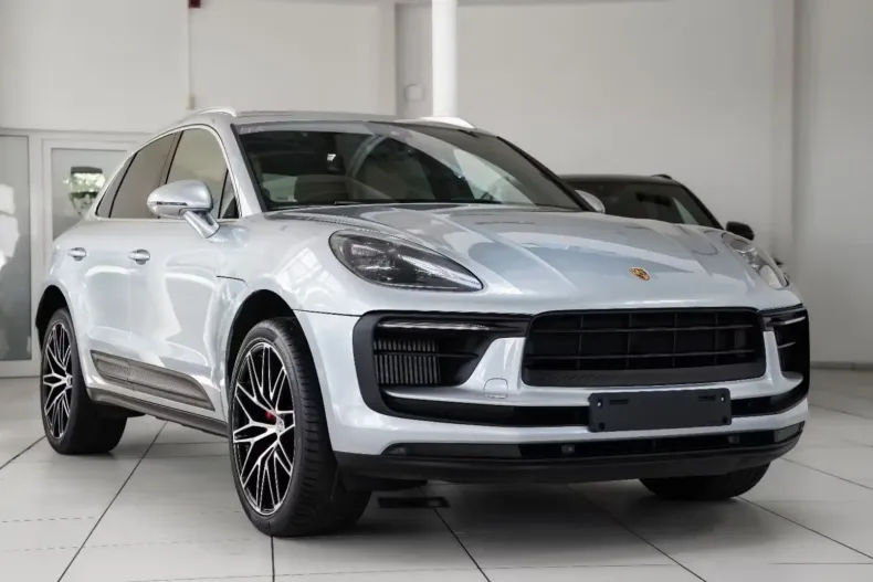Porsche Macan din 2021 cu 49.990 km - oferta POR106233 - foto 3