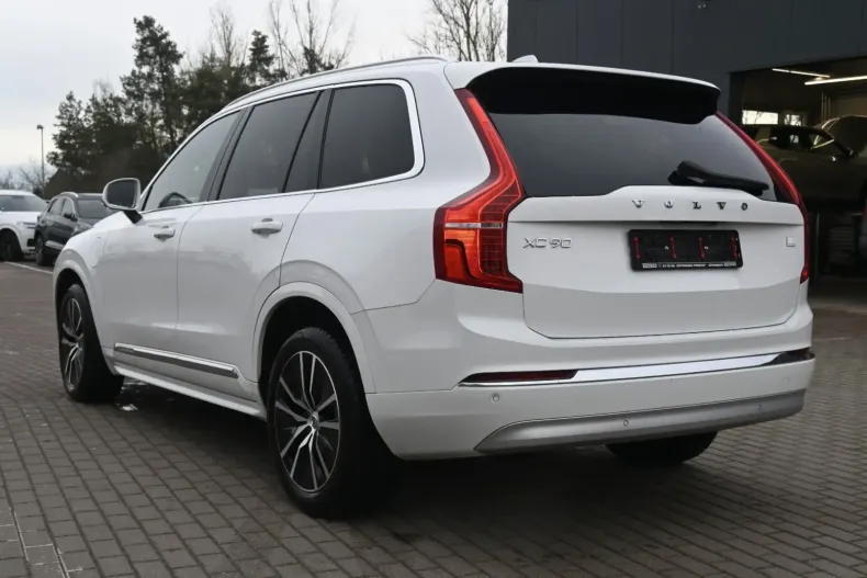 Volvo XC90 din 2021 cu 32.126 km - oferta VOL106234 - foto 4