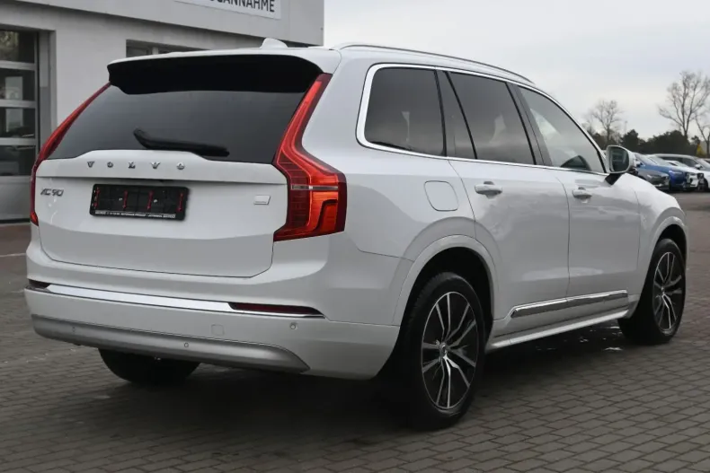 Volvo XC90 din 2021 cu 32.126 km - oferta VOL106234 - foto 6