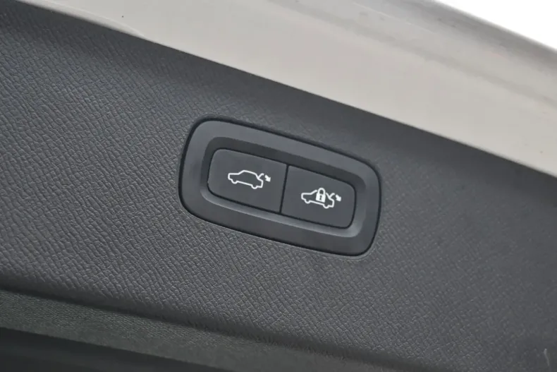 Volvo XC90 din 2021 cu 32.126 km - oferta VOL106234 - foto 15