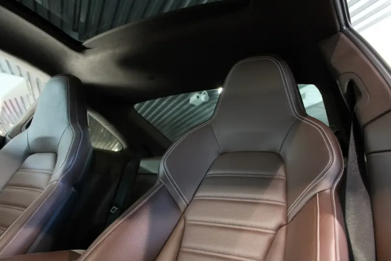 Porsche 911 din 2023 cu 18.000 km - oferta POR106240 - foto 8