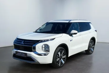 Mitsubishi Outlander din 2025 - oferta MIT106243