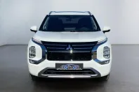 Mitsubishi Outlander din 2025 cu 4.000 km - oferta MIT106243 - foto 2