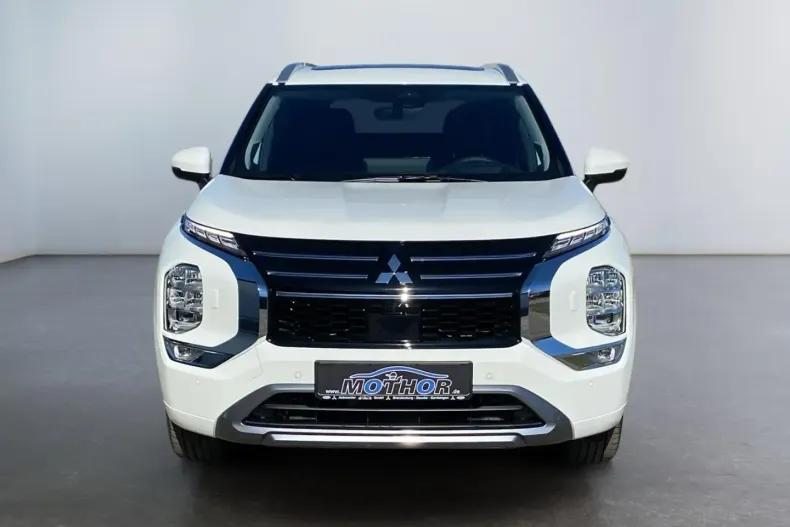 Mitsubishi Outlander din 2025 cu 4.000 km - oferta MIT106243 - foto 2