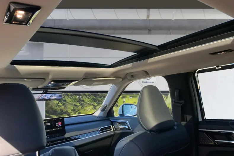 Mitsubishi Outlander din 2025 cu 4.000 km - oferta MIT106243 - foto 11