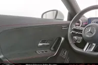 Mercedes-Benz CLA 180 din 2024 cu 24.615 km - oferta MER106247 - foto 5
