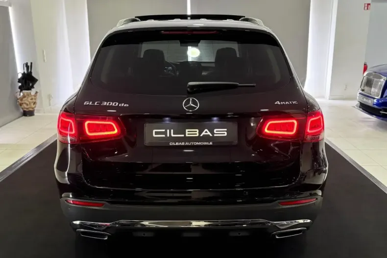 Mercedes-Benz GLC 300 din 2020 cu 59.950 km - oferta MER106248 - foto 9