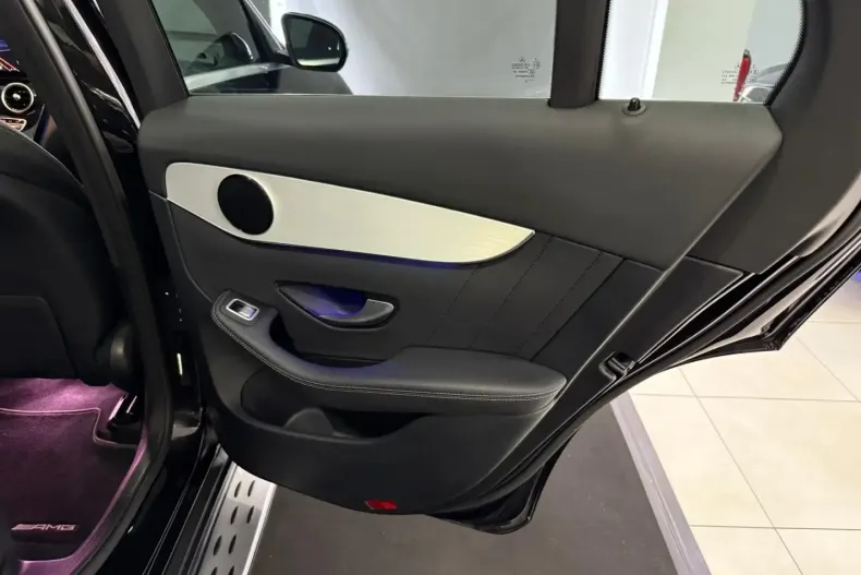 Mercedes-Benz GLC 300 din 2020 cu 59.950 km - oferta MER106248 - foto 19