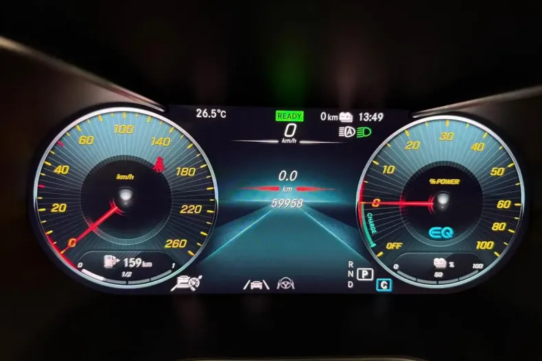 Mercedes-Benz GLC 300 din 2020 cu 59.950 km - oferta MER106248 - foto 31