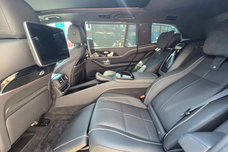 Mercedes-Benz GLS 600 din 2024 cu 11.000 km - oferta MER106251 - foto 2