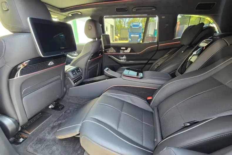 Mercedes-Benz GLS 600 din 2024 cu 11.000 km - oferta MER106251 - foto 12