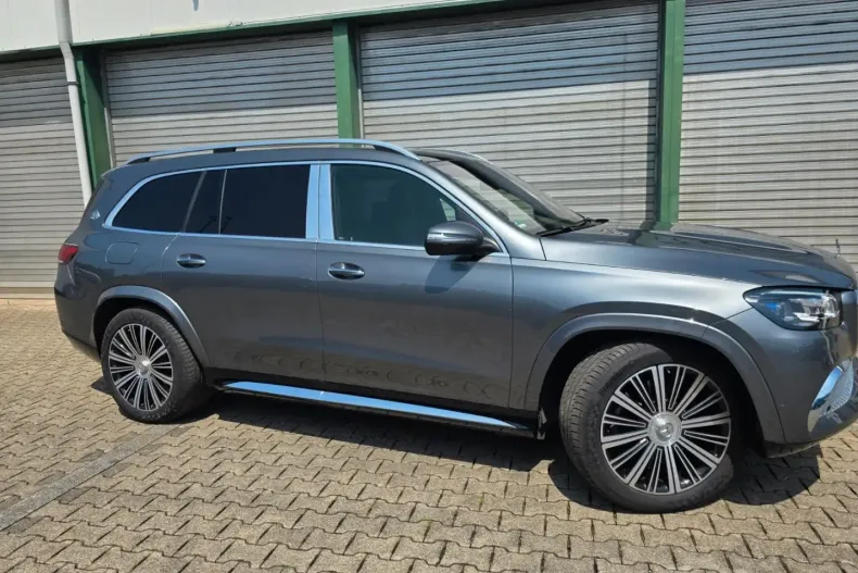 Mercedes-Benz GLS 600 din 2024 cu 11.000 km - oferta MER106251 - foto 26