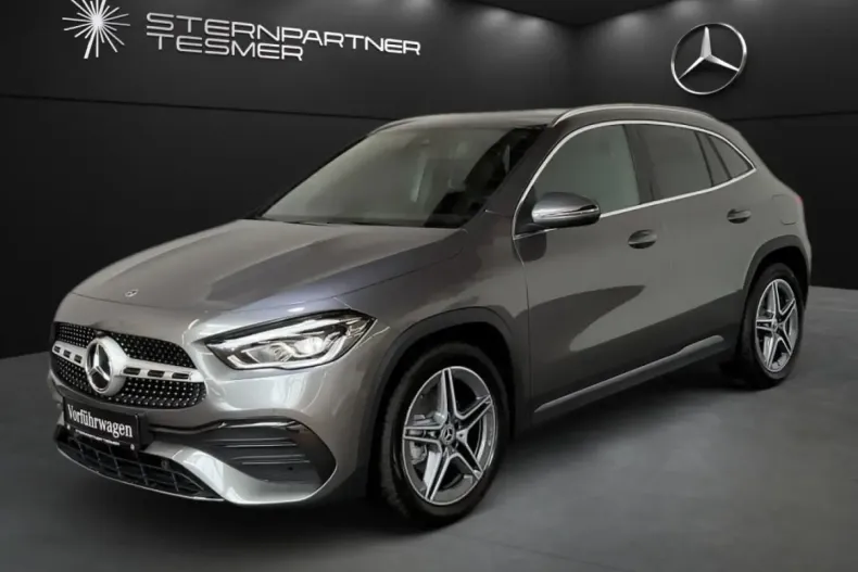 Mercedes-Benz GLA 200 din 2023 cu 32.227 km - oferta MER106254 - foto 1