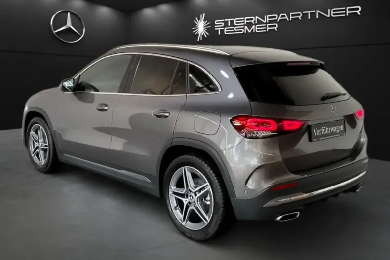 Mercedes-Benz GLA 200 din 2023 cu 32.227 km - oferta MER106254 - foto 2