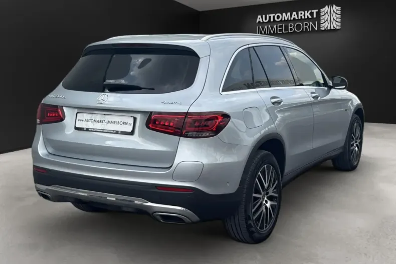 Mercedes-Benz GLC 300 din 2021 cu 56.106 km - oferta MER106264 - foto 7