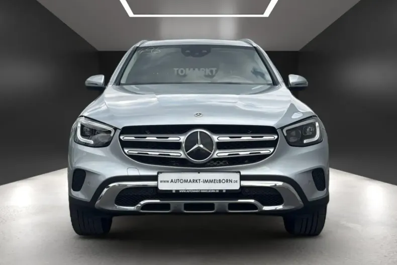 Mercedes-Benz GLC 300 din 2021 cu 56.106 km - oferta MER106264 - foto 9
