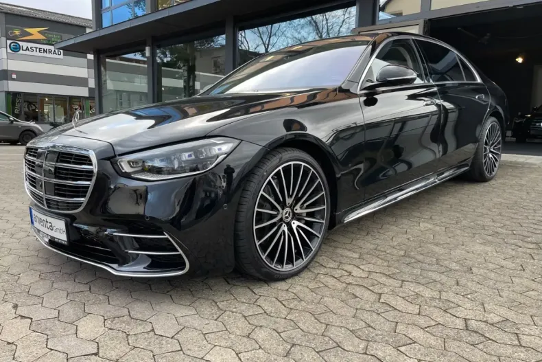Mercedes-Benz S 580 din 2025 cu 22 km - oferta MER106265 - foto 1